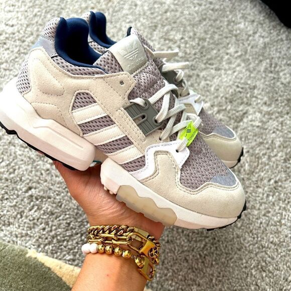 WOMENS ZX TORSION ADIDAS - NEW! - Picture 1 of 12